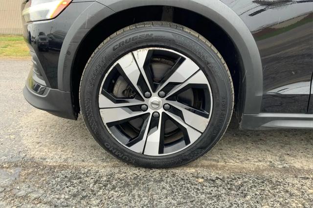 2020 Volvo V60 Cross Country T5
