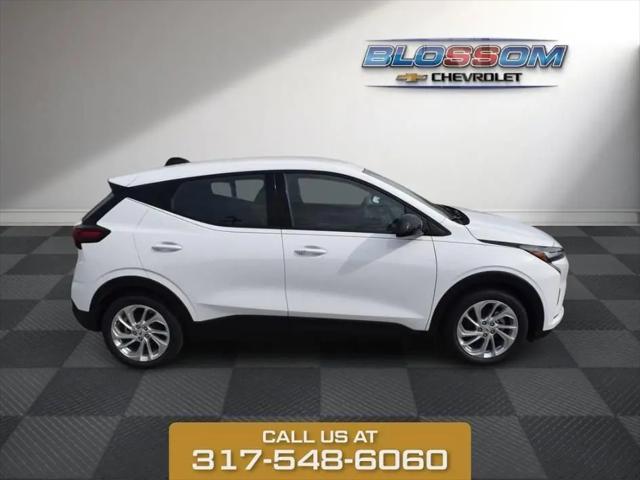 2027 Chevrolet Bolt LT FWD