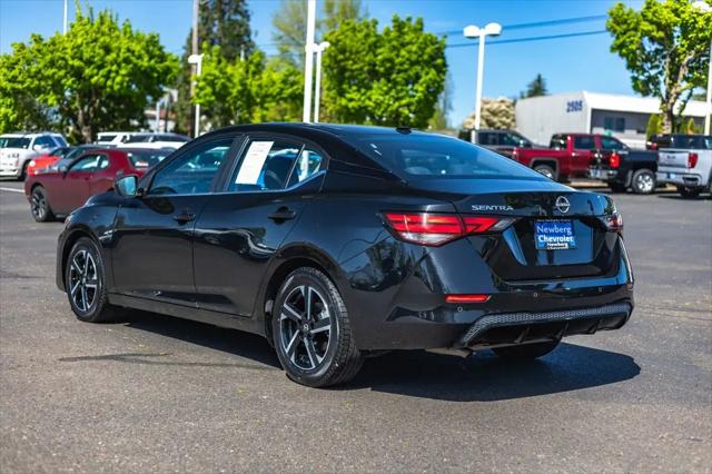 2024 Nissan Sentra SV Xtronic CVT