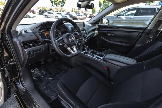2024 Nissan Sentra SV Xtronic CVT