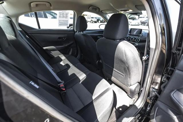 2024 Nissan Sentra SV Xtronic CVT