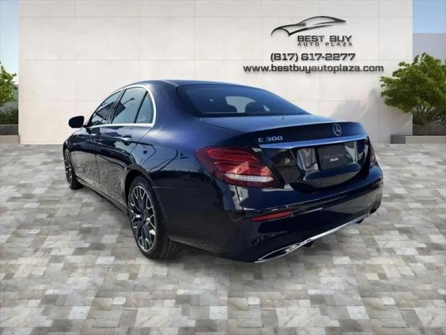 2017 Mercedes-Benz E-CLASS E 300 E 300