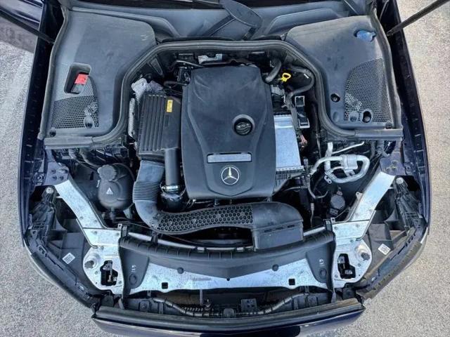 2017 Mercedes-Benz E-CLASS E 300 E 300