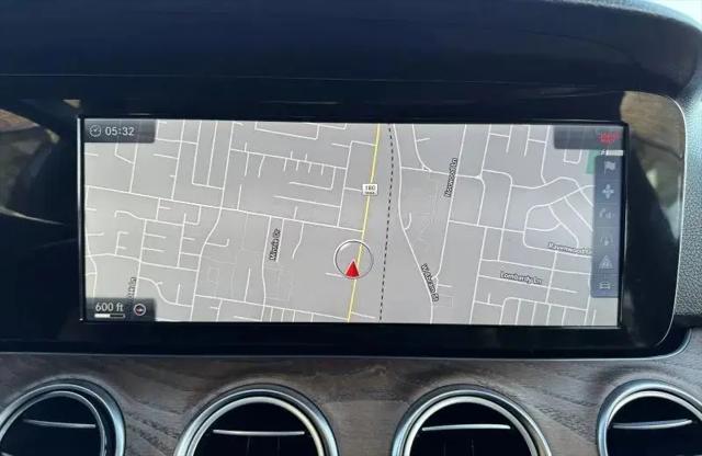 2017 Mercedes-Benz E-CLASS E 300 E 300
