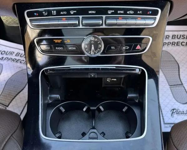 2017 Mercedes-Benz E-CLASS E 300 E 300