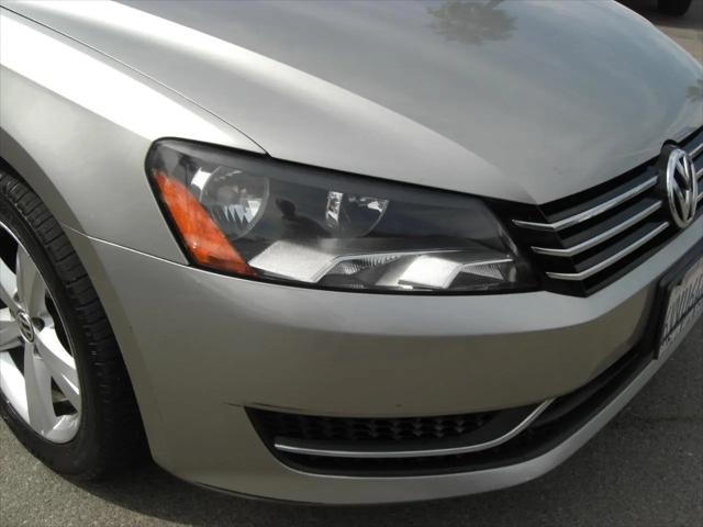 2012 Volkswagen Passat 2.5L SE