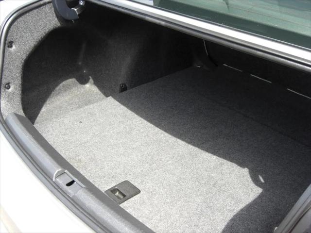 2012 Volkswagen Passat 2.5L SE