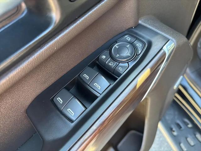 2022 GMC Sierra 3500HD 4WD Crew Cab Long Bed SLT