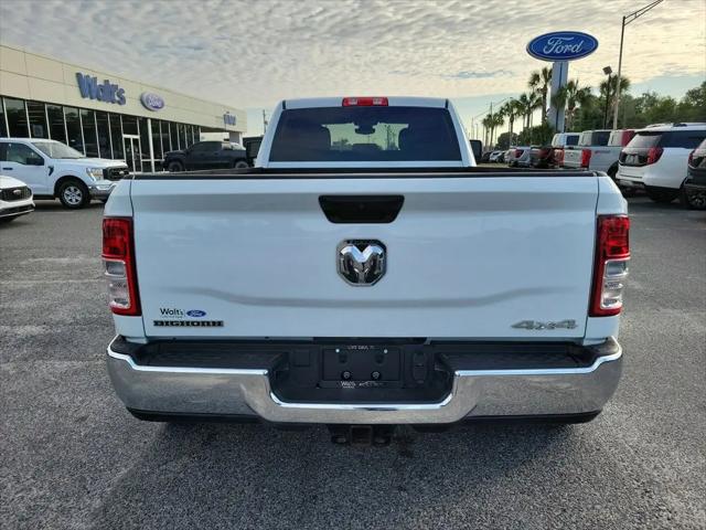 2024 Ram 3500 Big Horn Crew Cab 4x4 8' Box