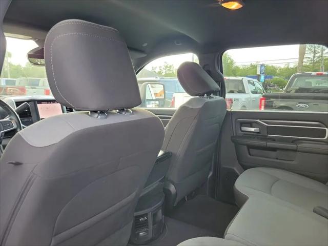 2024 Ram 3500 Big Horn Crew Cab 4x4 8' Box