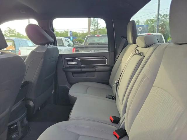 2024 Ram 3500 Big Horn Crew Cab 4x4 8' Box