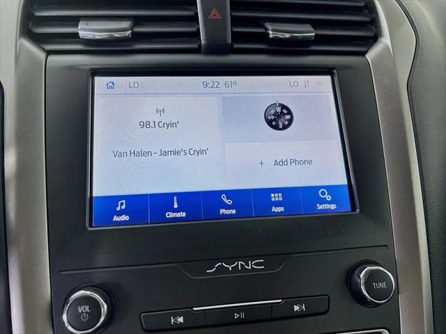 2020 Ford Fusion SE