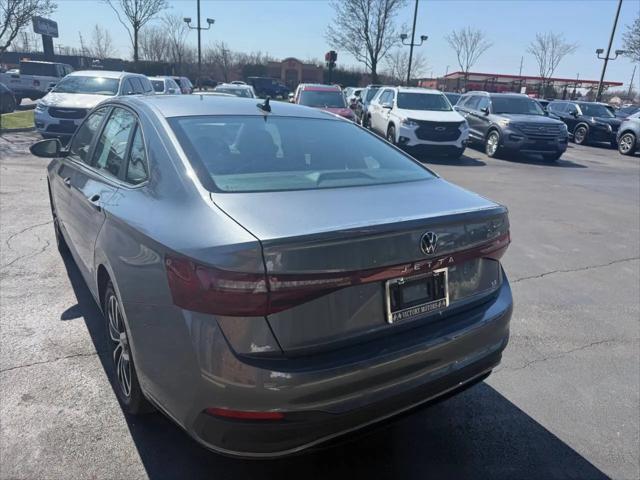 2025 Volkswagen Jetta 1.5T SE