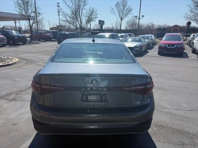2025 Volkswagen Jetta 1.5T SE