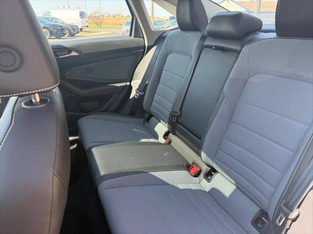 2025 Volkswagen Jetta 1.5T SE