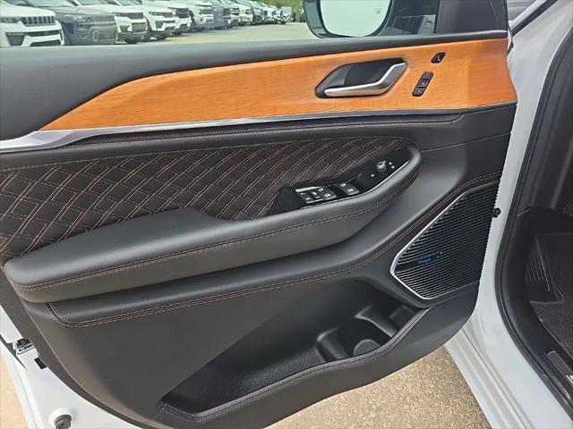 2022 Jeep Grand Cherokee Summit Reserve 4x4