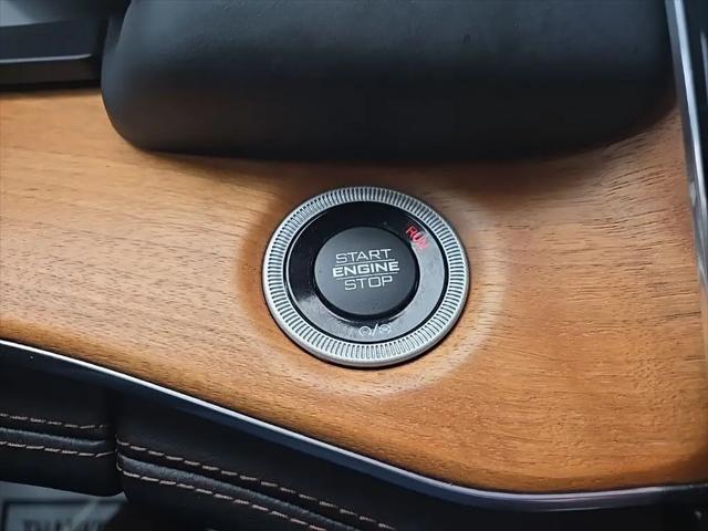 2022 Jeep Grand Cherokee Summit Reserve 4x4