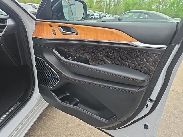 2022 Jeep Grand Cherokee Summit Reserve 4x4