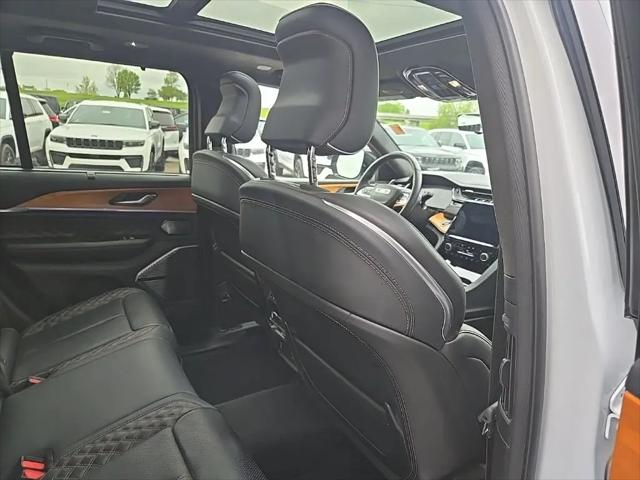 2022 Jeep Grand Cherokee Summit Reserve 4x4