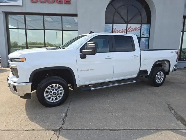 2025 Chevrolet Silverado 2500HD 4WD Crew Cab Standard Bed LT