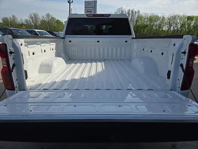 2025 Chevrolet Silverado 2500HD 4WD Crew Cab Standard Bed LT