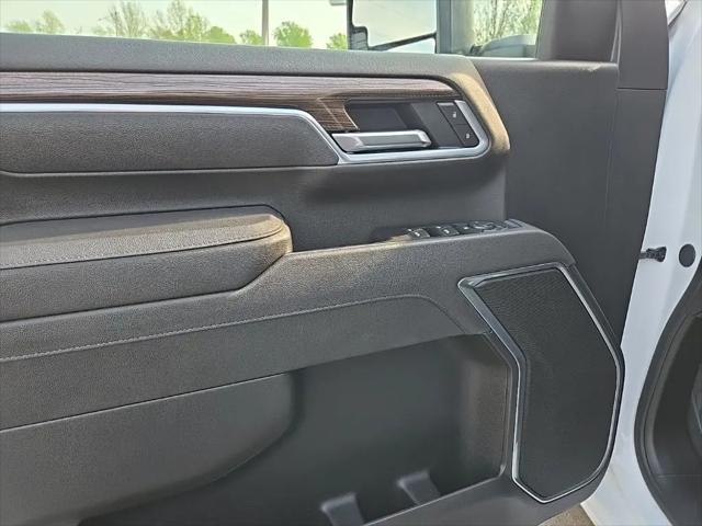 2025 Chevrolet Silverado 2500HD 4WD Crew Cab Standard Bed LT