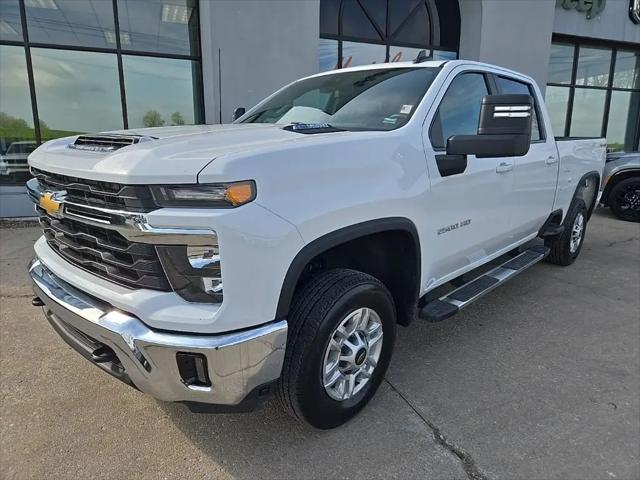 2025 Chevrolet Silverado 2500HD 4WD Crew Cab Standard Bed LT