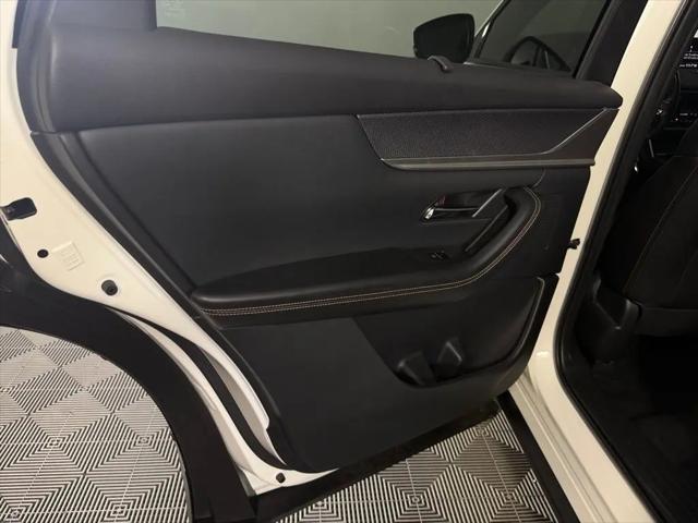 2025 Mazda X-90 3.3 Turbo Preferred Package
