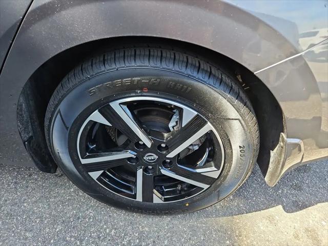 2024 Nissan Sentra SV Xtronic CVT