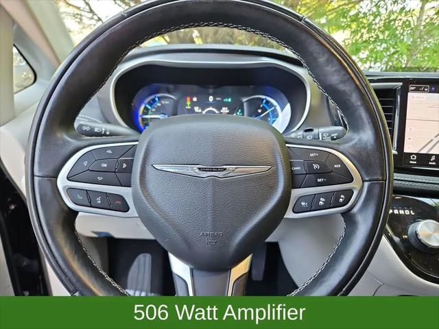 2022 Chrysler Pacifica Hybrid Touring L
