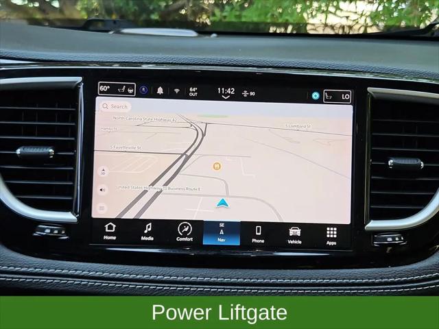 2022 Chrysler Pacifica Hybrid Touring L