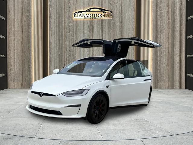 2023 Tesla Model X Standard Range