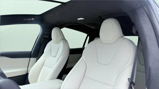 2023 Tesla Model X Standard Range