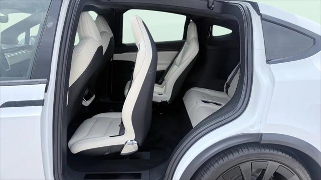 2023 Tesla Model X Standard Range