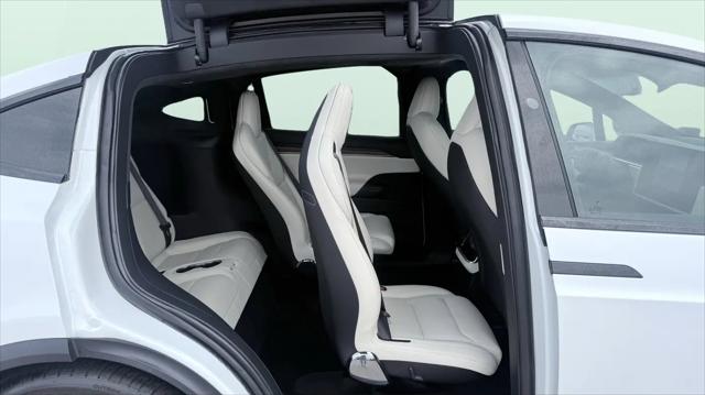 2023 Tesla Model X Standard Range