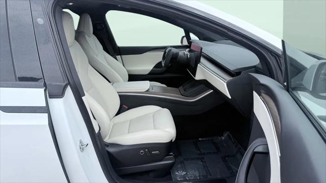 2023 Tesla Model X Standard Range
