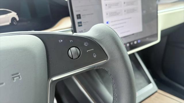 2023 Tesla Model X Standard Range