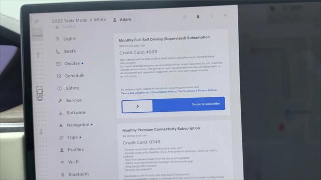 2023 Tesla Model X Standard Range