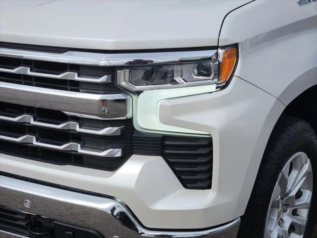 2022 Chevrolet Silverado 1500 4WD Crew Cab Short Bed LTZ