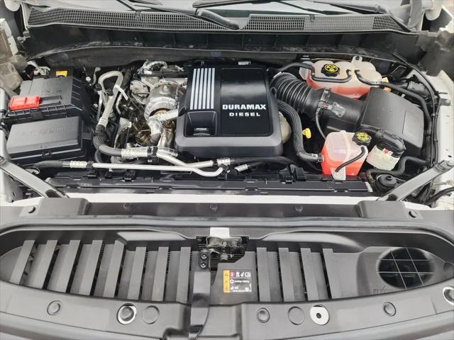 2022 Chevrolet Silverado 1500 4WD Crew Cab Short Bed LTZ