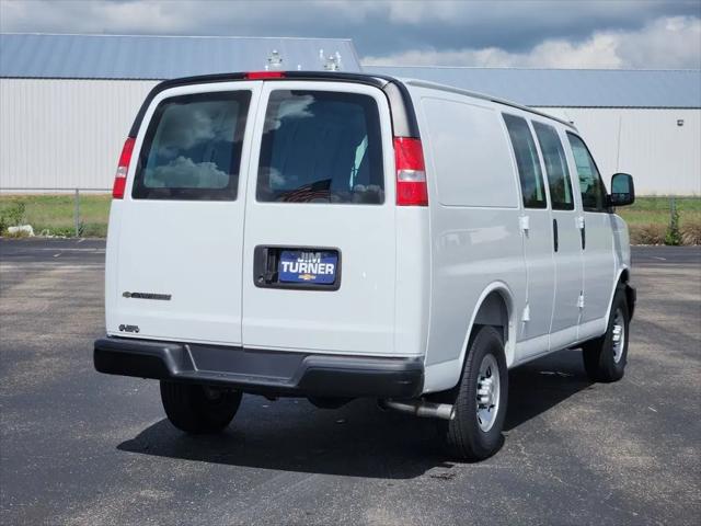 2026 Chevrolet Express Cargo Van 2500 Regular Wheelbase, WT, RWD