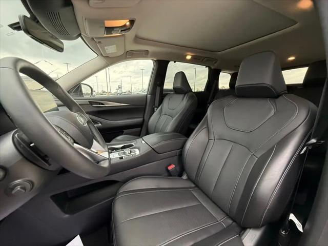 2025 INFINITI QX60 LUXE AWD