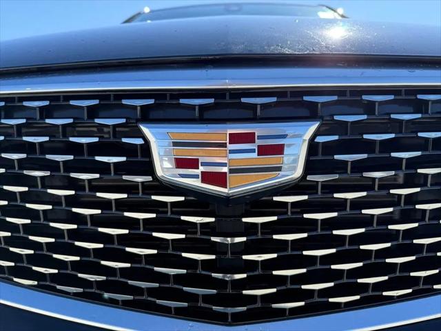 2023 Cadillac XT6 FWD Premium Luxury