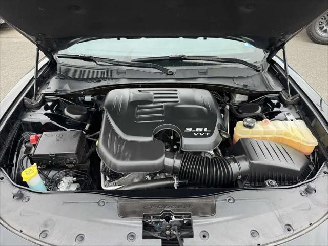 2021 Dodge Charger SXT RWD