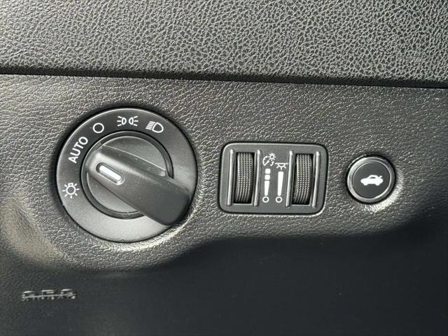 2021 Dodge Charger SXT RWD