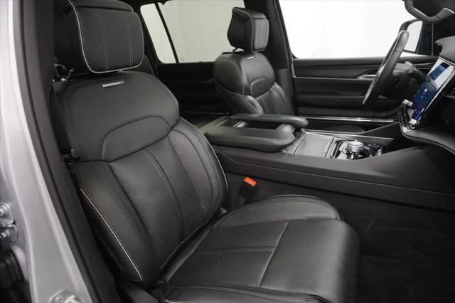 2025 Jeep Grand Wagoneer L Obsidian 4x4