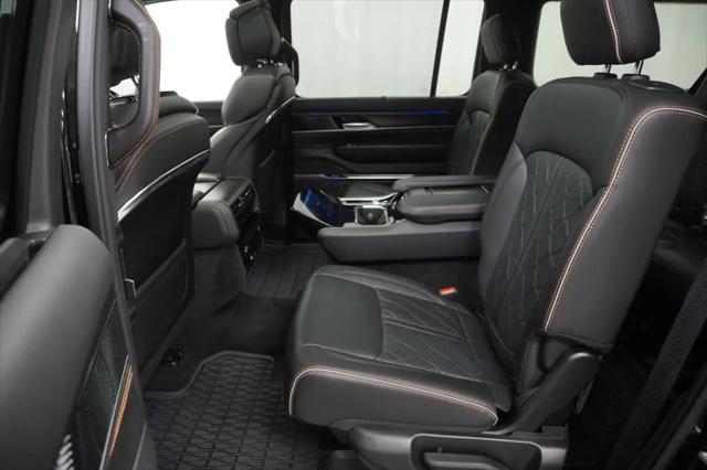 2025 Jeep Grand Wagoneer L Series III Obsidian 4x4