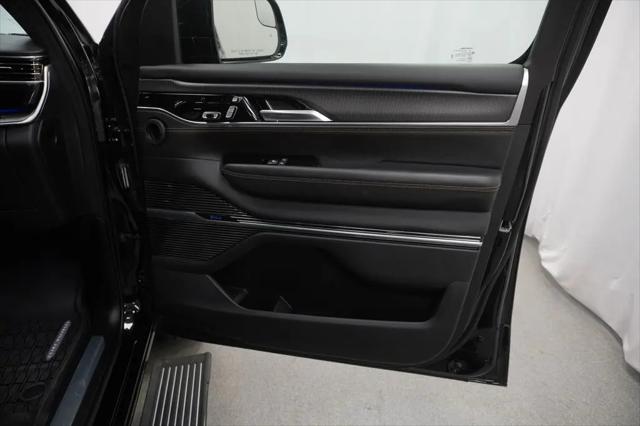2025 Jeep Grand Wagoneer L Series III Obsidian 4x4