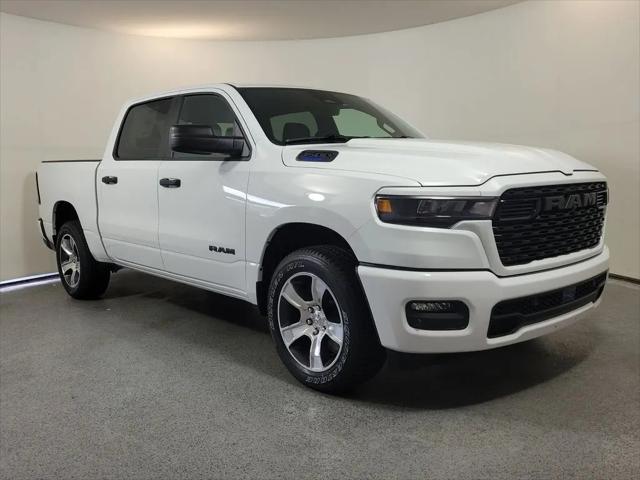 2026 Ram 1500 Express Crew Cab 4x2 5'7" Box for sale in Clermont, FL