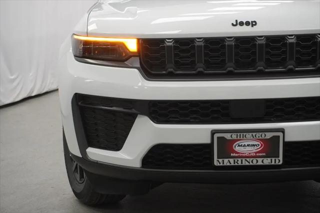 2026 Jeep Grand Cherokee Altitude 4x4